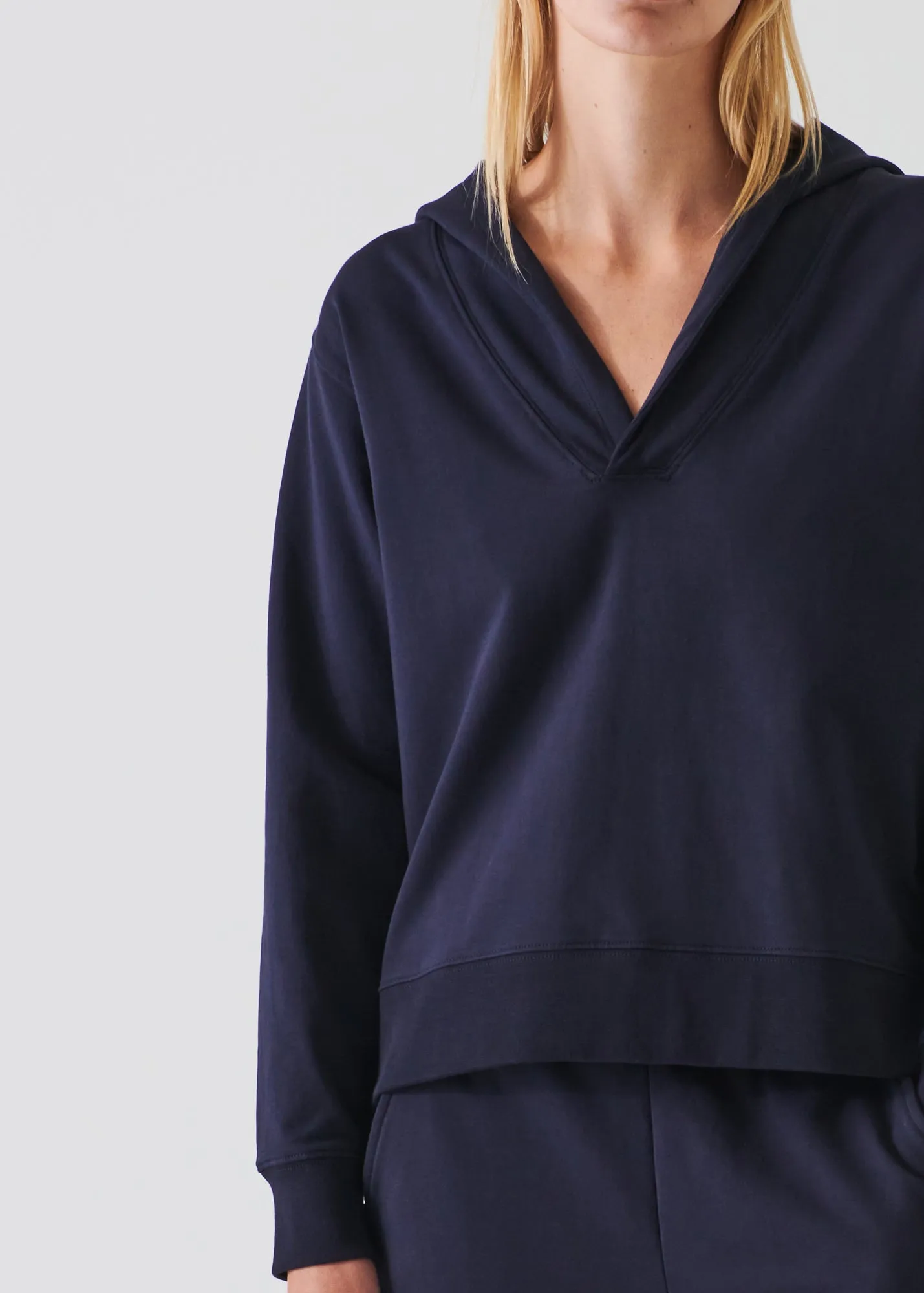 FRENCH TERRY DEEP V-NECK HOODIE