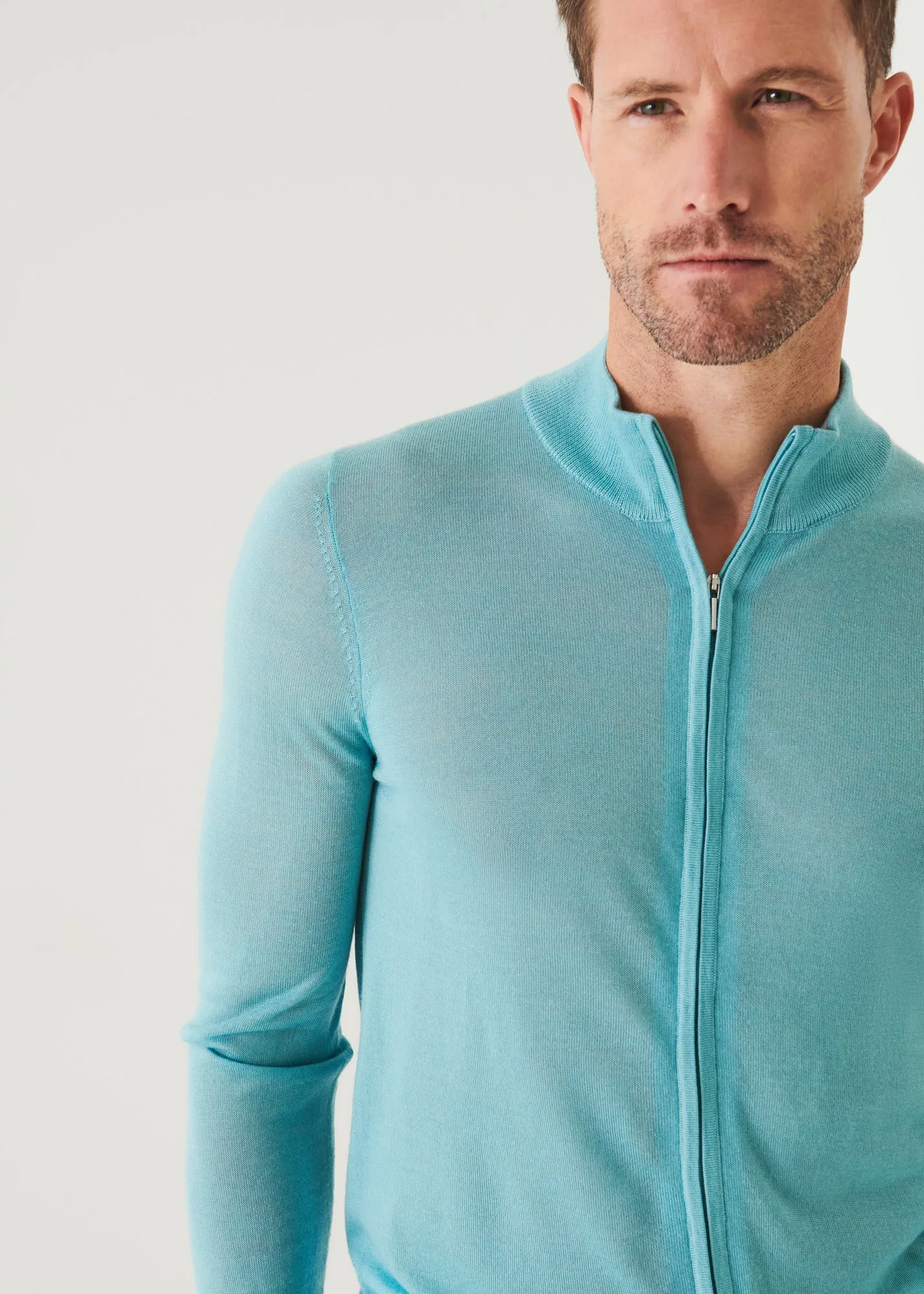 LIGHTWEIGHT MERINO BLEND FULL ZIP SWEATER