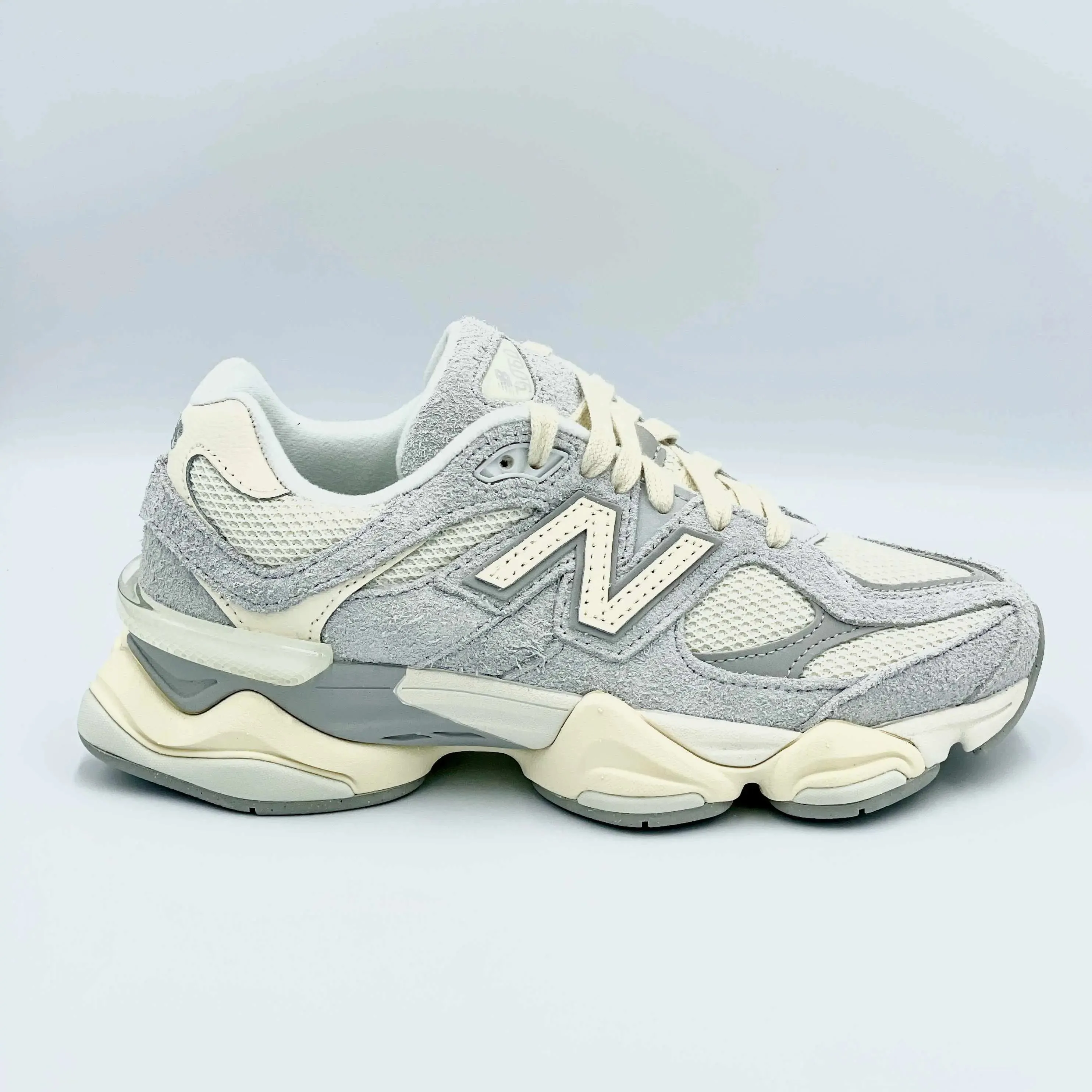 New Balance 9060 Quartz Grey