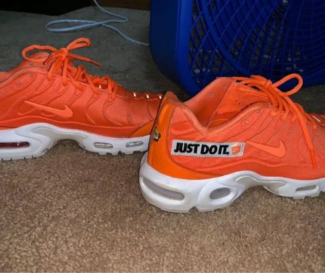 Nike air max plus sunburn