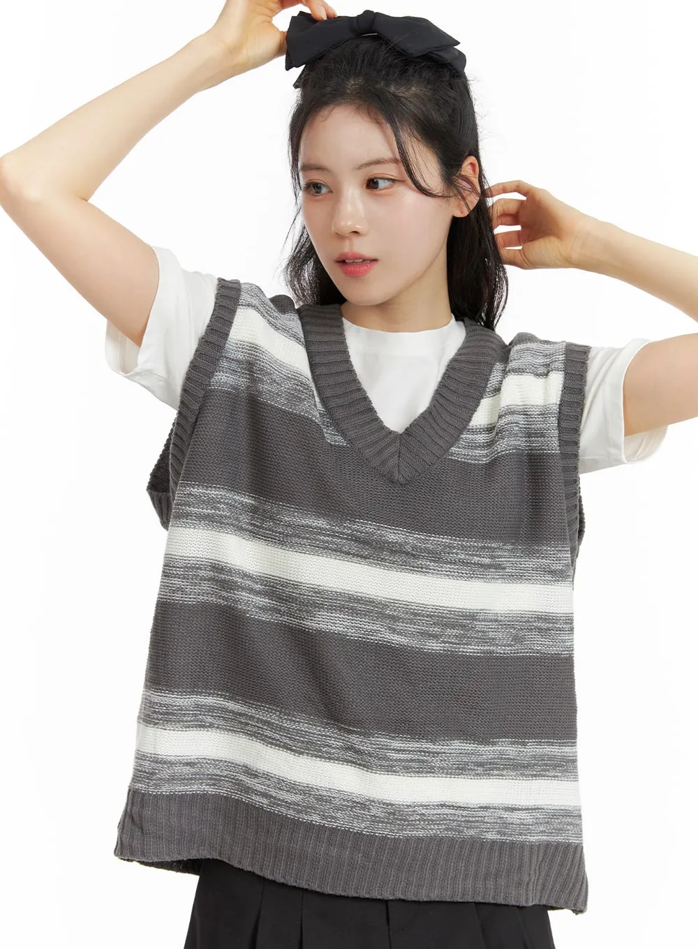 Oversized Striped Knit Sweater Vest OM419